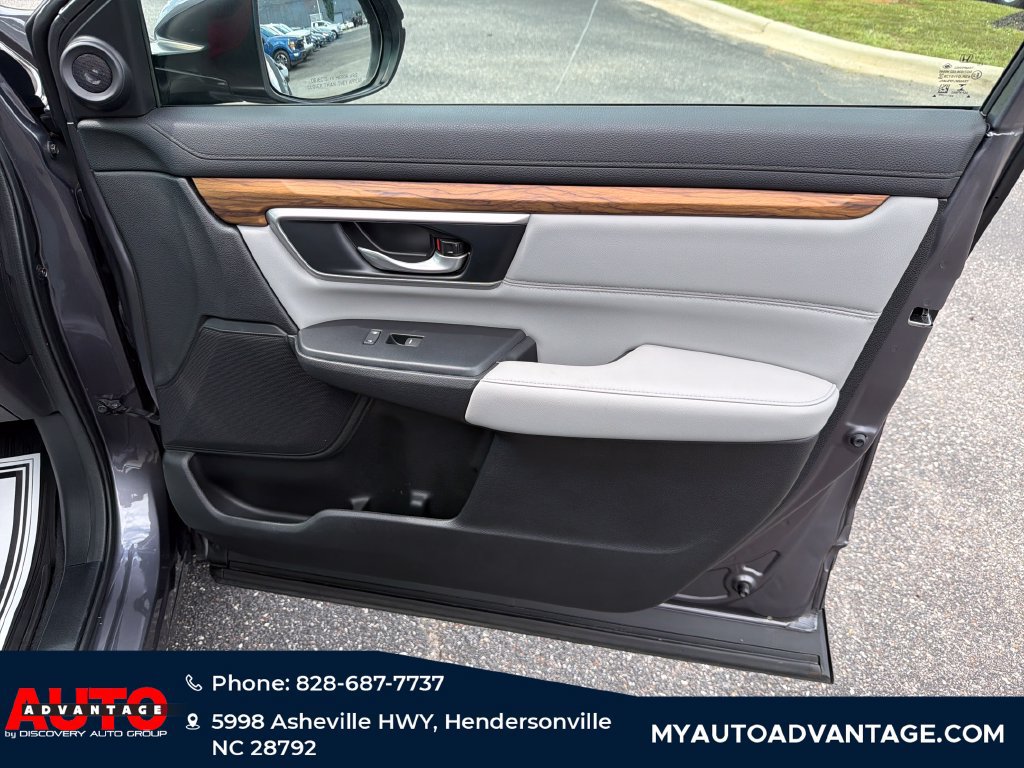 Used 2020 Honda CR-V Touring image 36