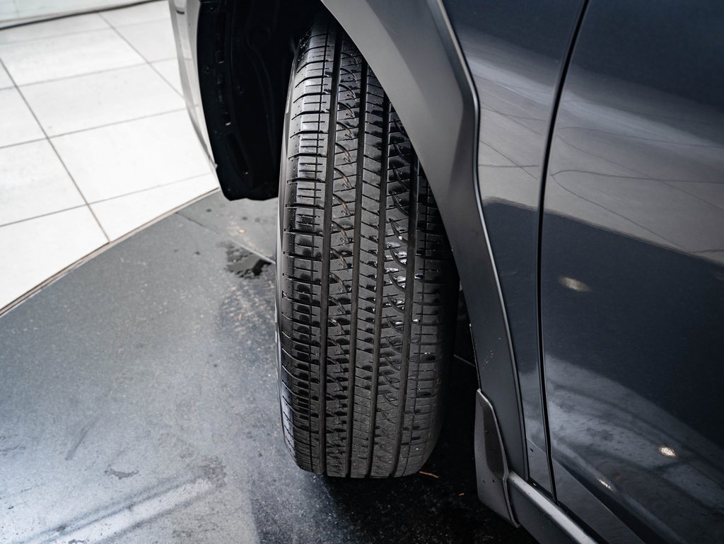 Used 2025 Subaru Outback Touring image 38