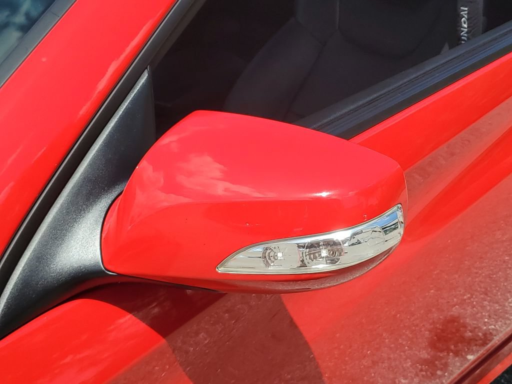 Used 2016 Hyundai Genesis Coupe 3.8 RWD image 27