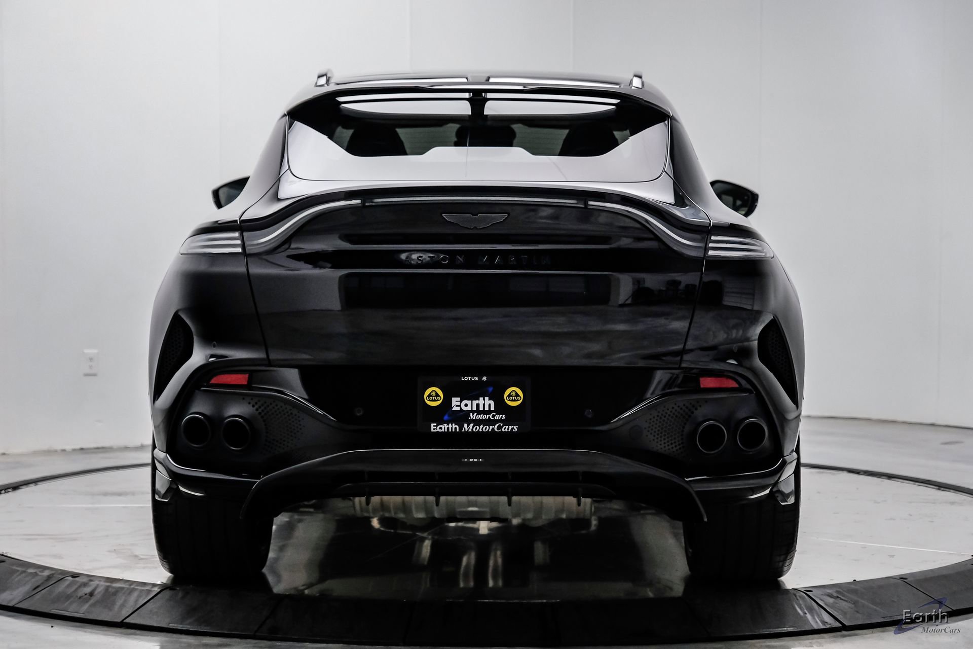 Used 2023 Aston Martin DBX 707 image 12