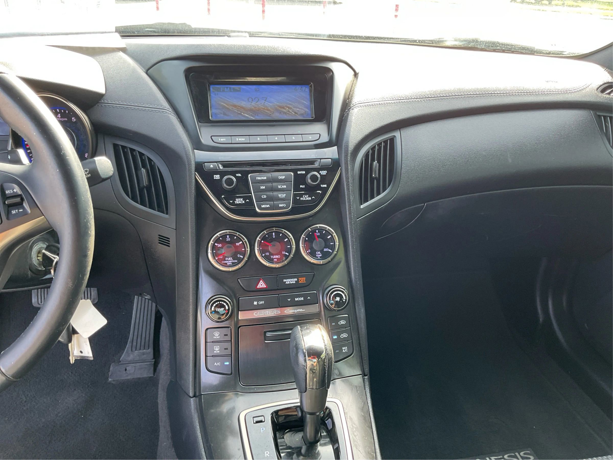 Used 2013 Hyundai Genesis 2.0T RWD image 13
