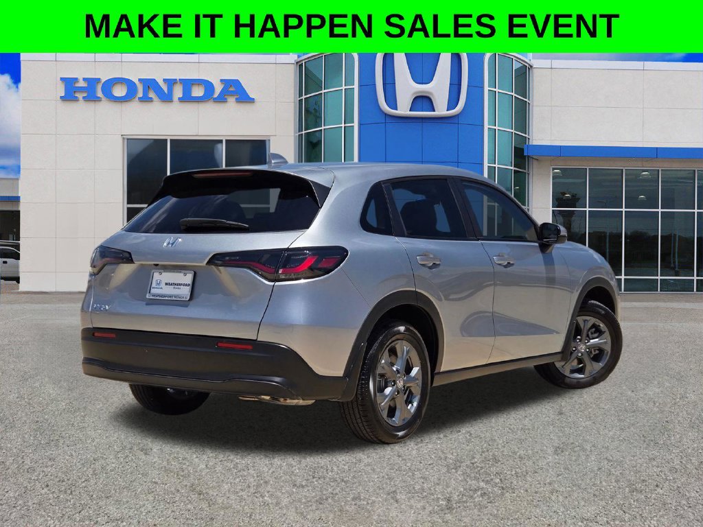 Used 2027 Honda HR-V LX image 3