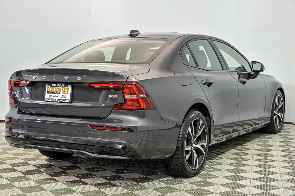 Used 2024 Volvo S60 B5 Core FWD image 8