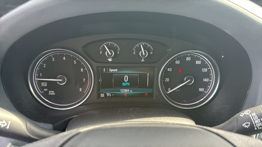 Used 2018 Buick Enclave Essence AWD/4WD image 17