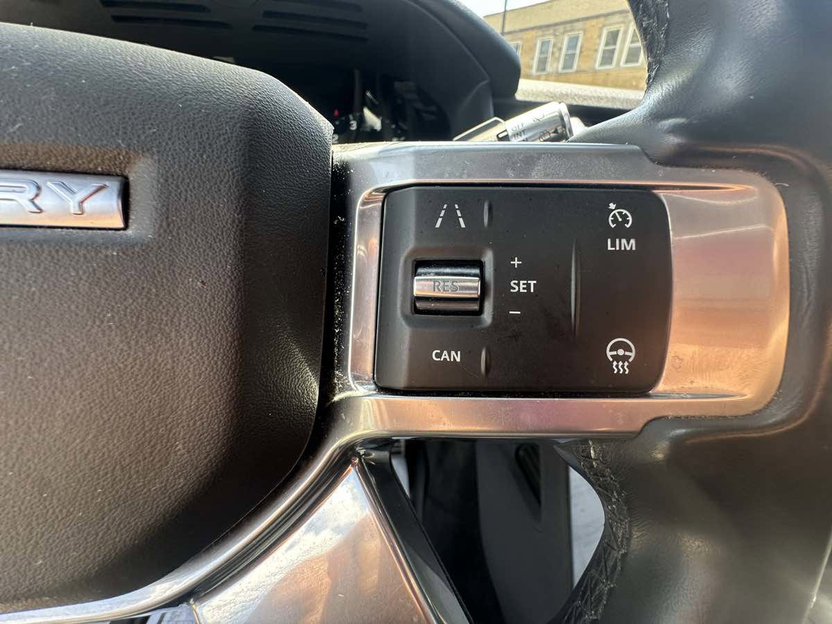 Used 2021 Land Rover Discovery S R-Dynamic AWD/4WD image 15