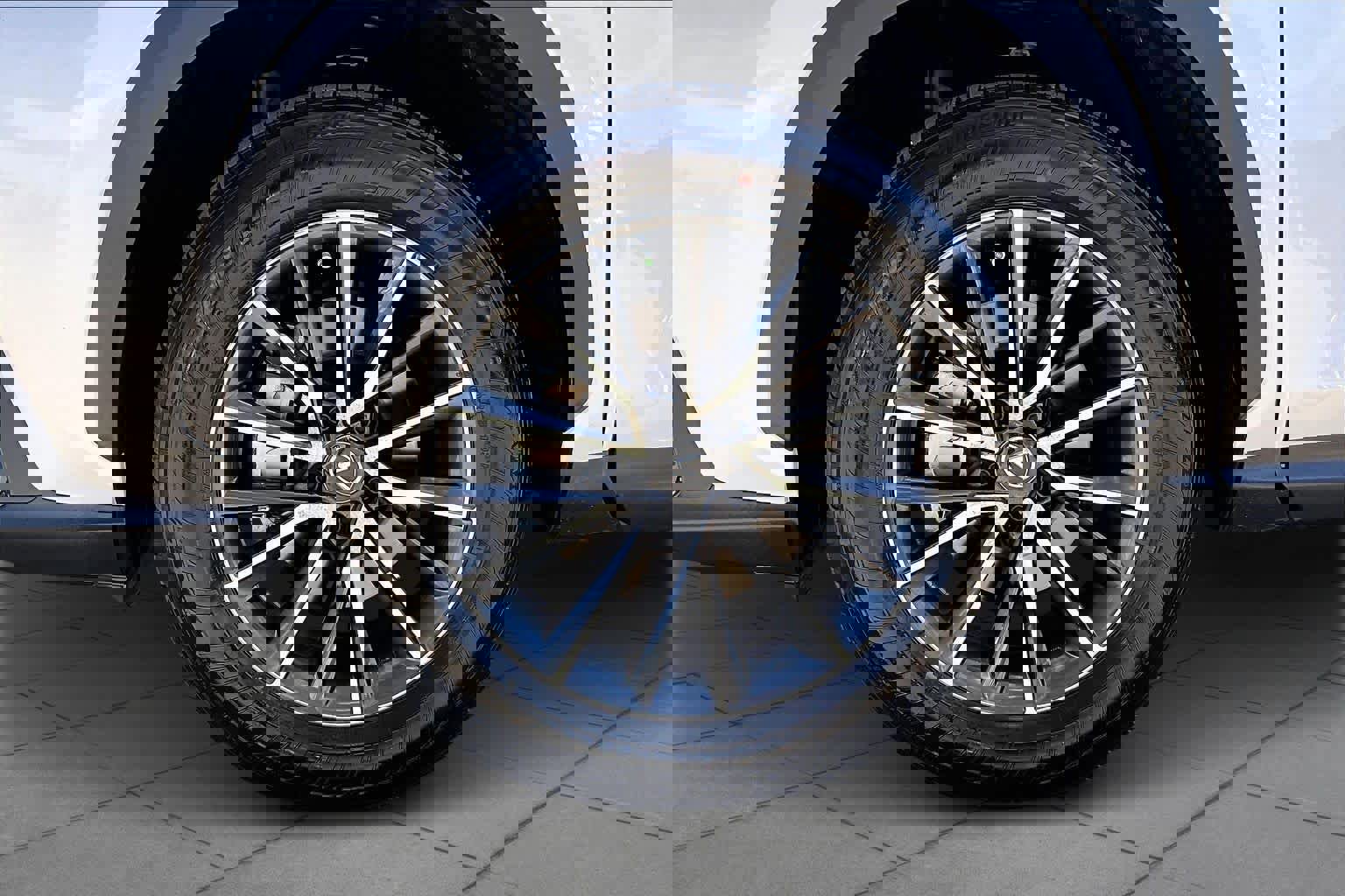 Used 2025 Lexus NX 250 FWD w/ Accessory Package (Z1) image 11