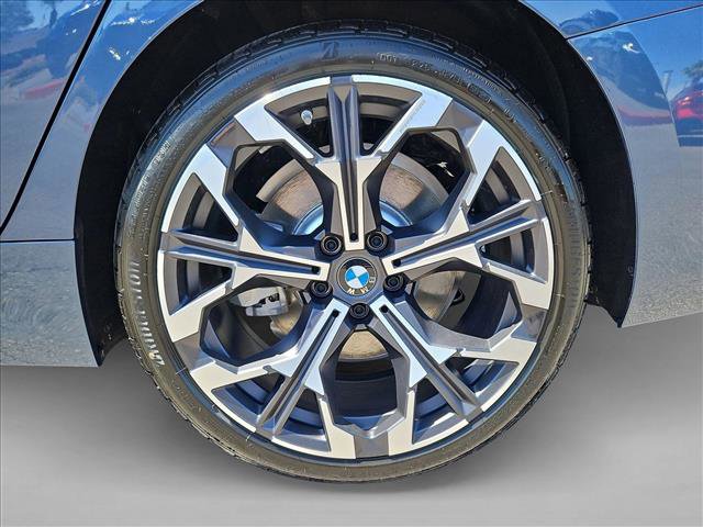 New 2026 BMW 330i xDrive Sedan w/ Premium Package AWD/4WD image 10