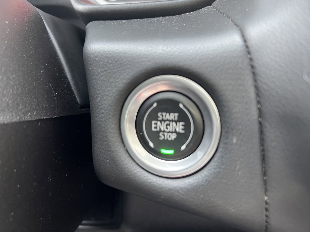 Certified 2021 Chevrolet Tahoe Premier w/ Premium Package AWD/4WD image 25