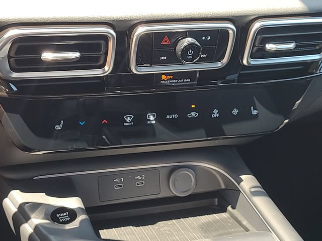 New 2026 Nissan Sentra SV w/ SV Convenience Package FWD image 18