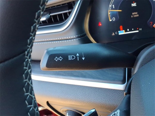 New 2025 Jeep Grand Cherokee Limited image 25