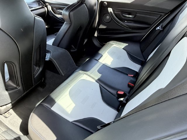 Used 2018 BMW M3 CS w/ Executive Package RWD image 17