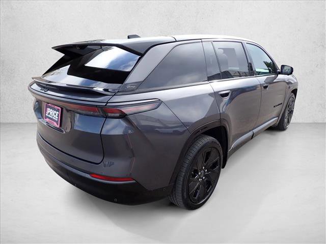 Used 2024 Jeep Wagoneer Launch Edition image 4