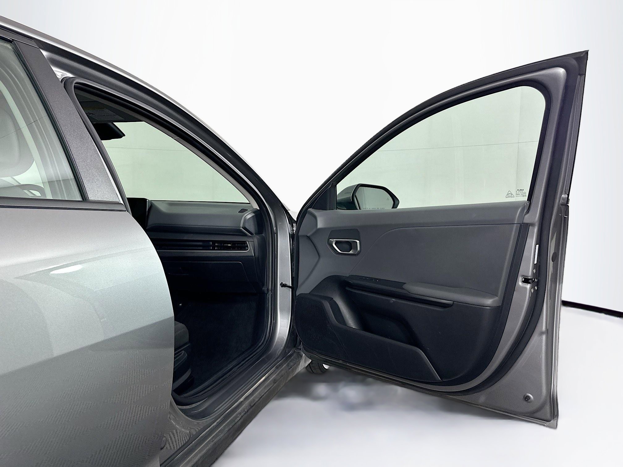 Used 2025 Kia K4 LXS image 31