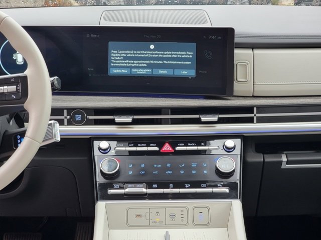 Used 2024 Hyundai Santa Fe Limited image 24