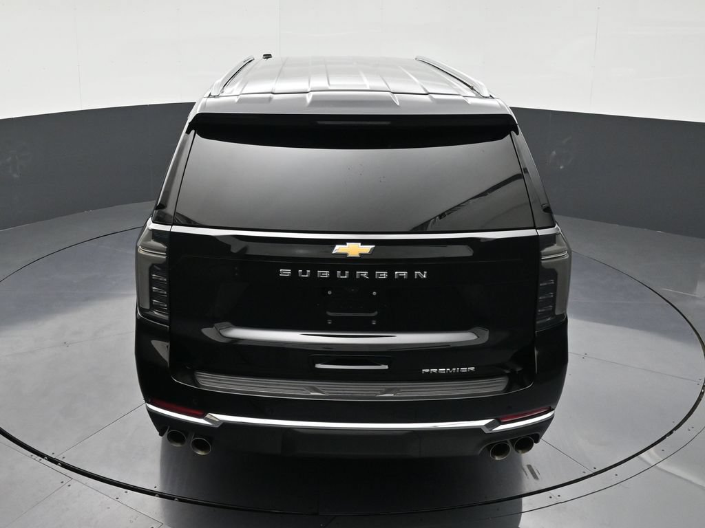 Used 2026 Chevrolet Suburban Premier RWD image 15