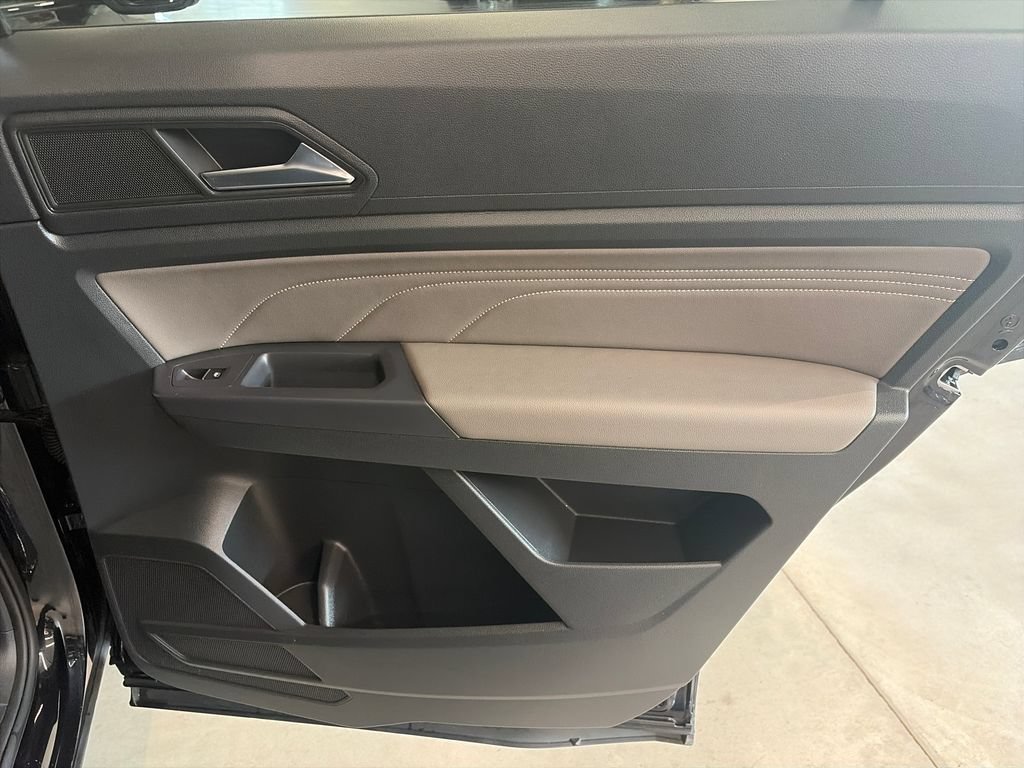 Used 2021 Volkswagen Atlas Cross Sport SE w/ Panoramic Sunroof Package AWD/4WD image 27