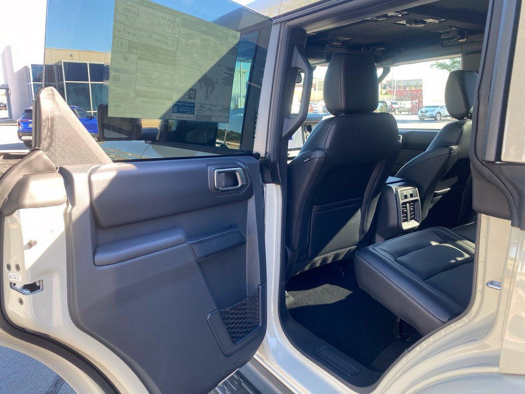 New 2026 Ford Bronco Outer Banks AWD/4WD image 30