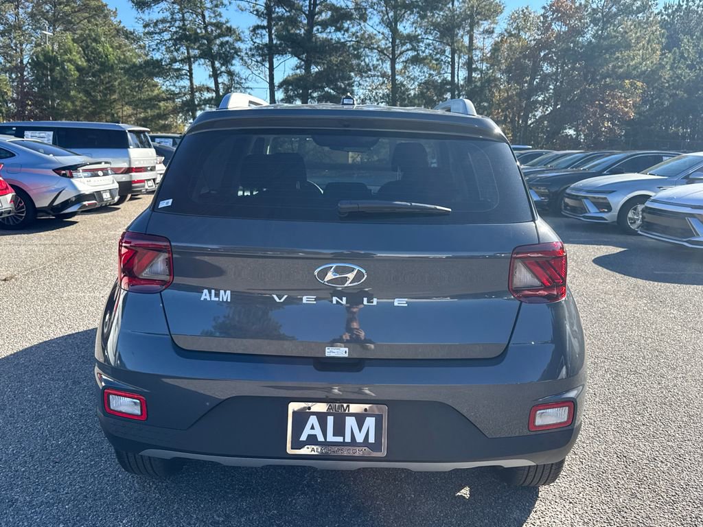 New 2026 Hyundai Venue SEL image 4