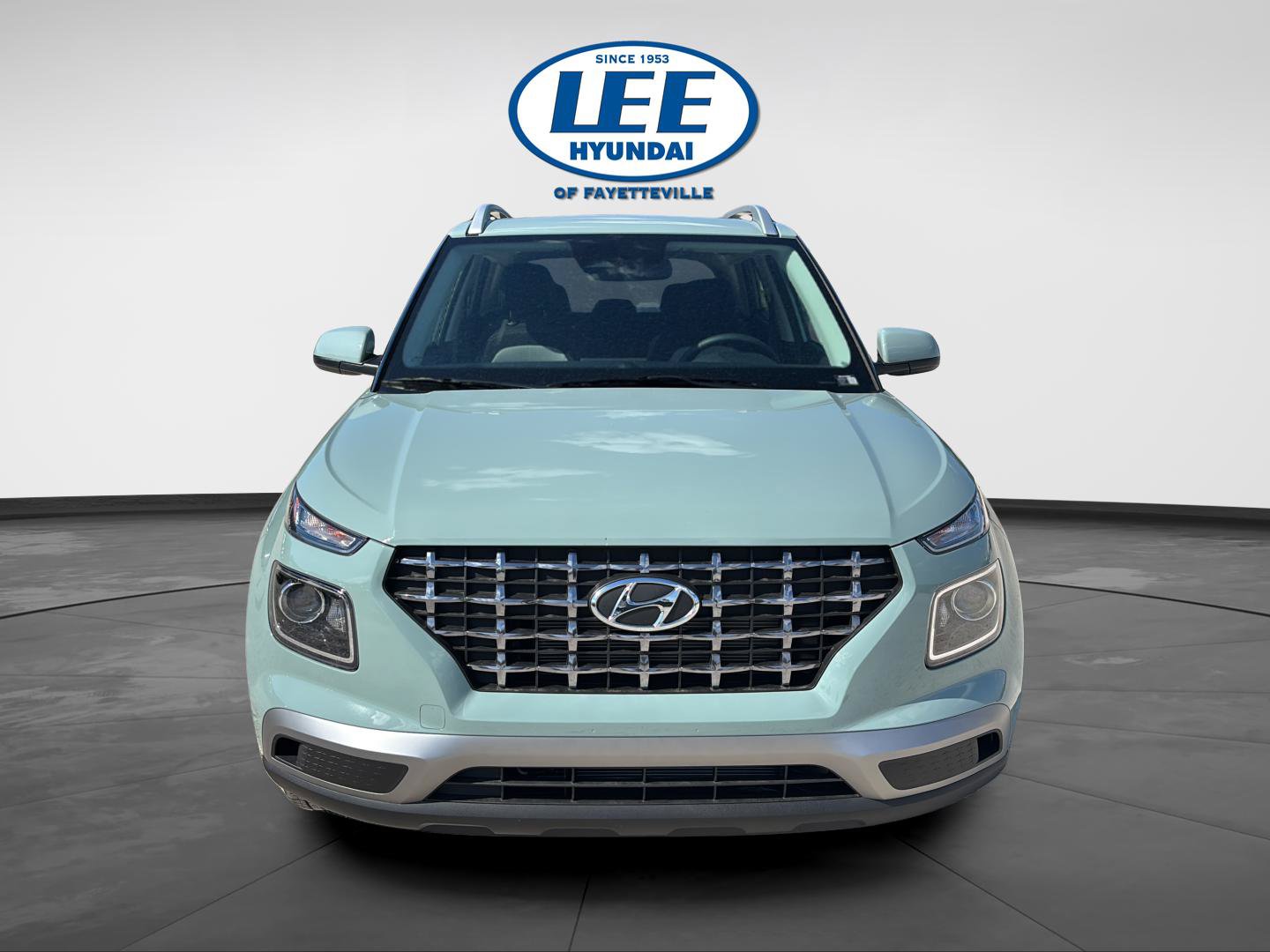 New 2026 Hyundai Venue SEL FWD image 2