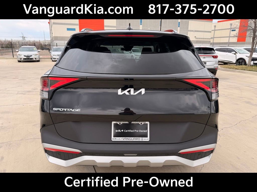 Certified 2025 Kia Sportage EX w/ Premium Package FWD image 3