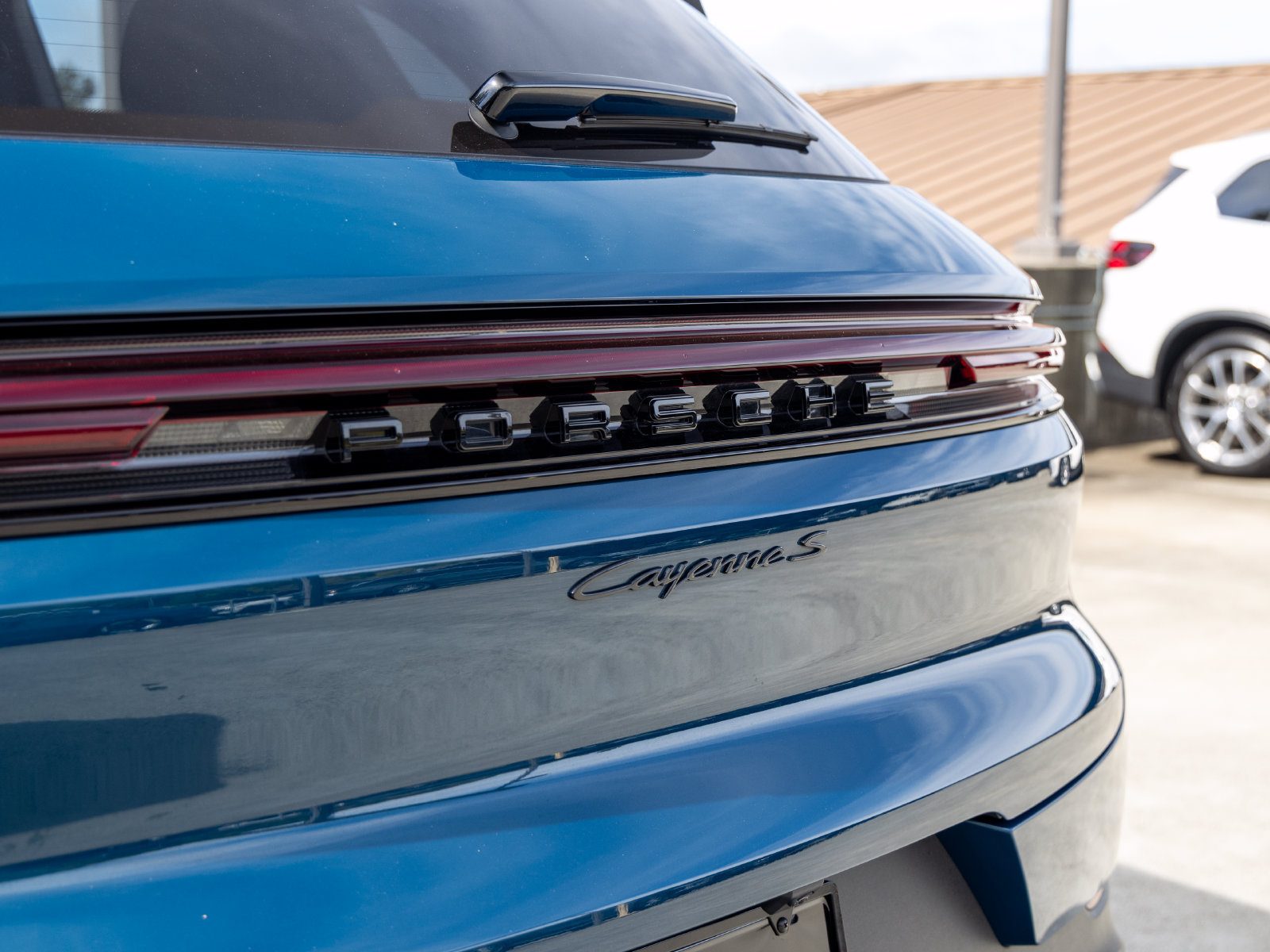 Certified 2025 Porsche Cayenne S AWD/4WD image 23