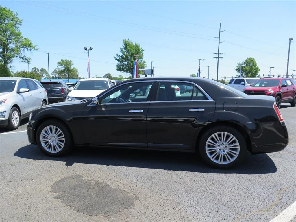 Used 2013 Chrysler 300 C AWD/4WD image 6