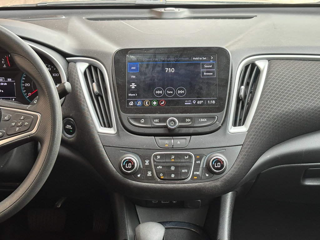 Used 2023 Chevrolet Malibu LT FWD image 31