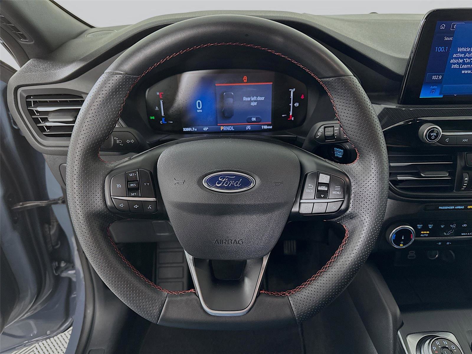 Used 2025 Ford Escape ST-Line image 17