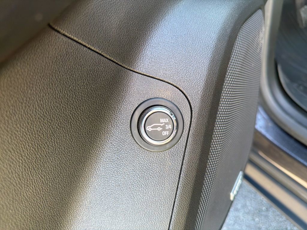 Used 2018 GMC Acadia Denali w/ Technology Package image 37