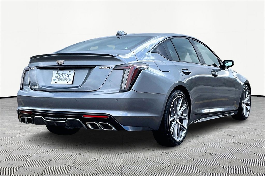 Used 2020 Cadillac CT5 V w/ Platinum Package image 2
