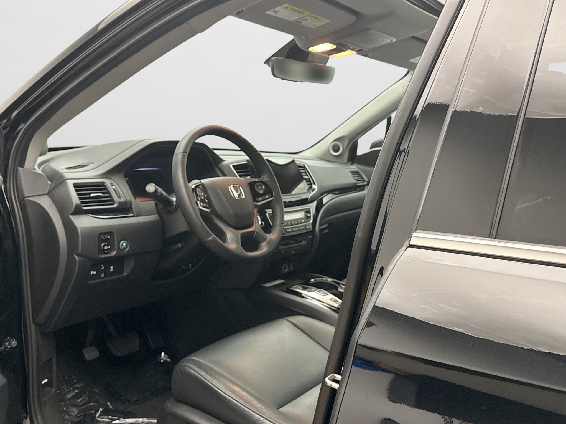 Used 2019 Honda Pilot Touring image 10