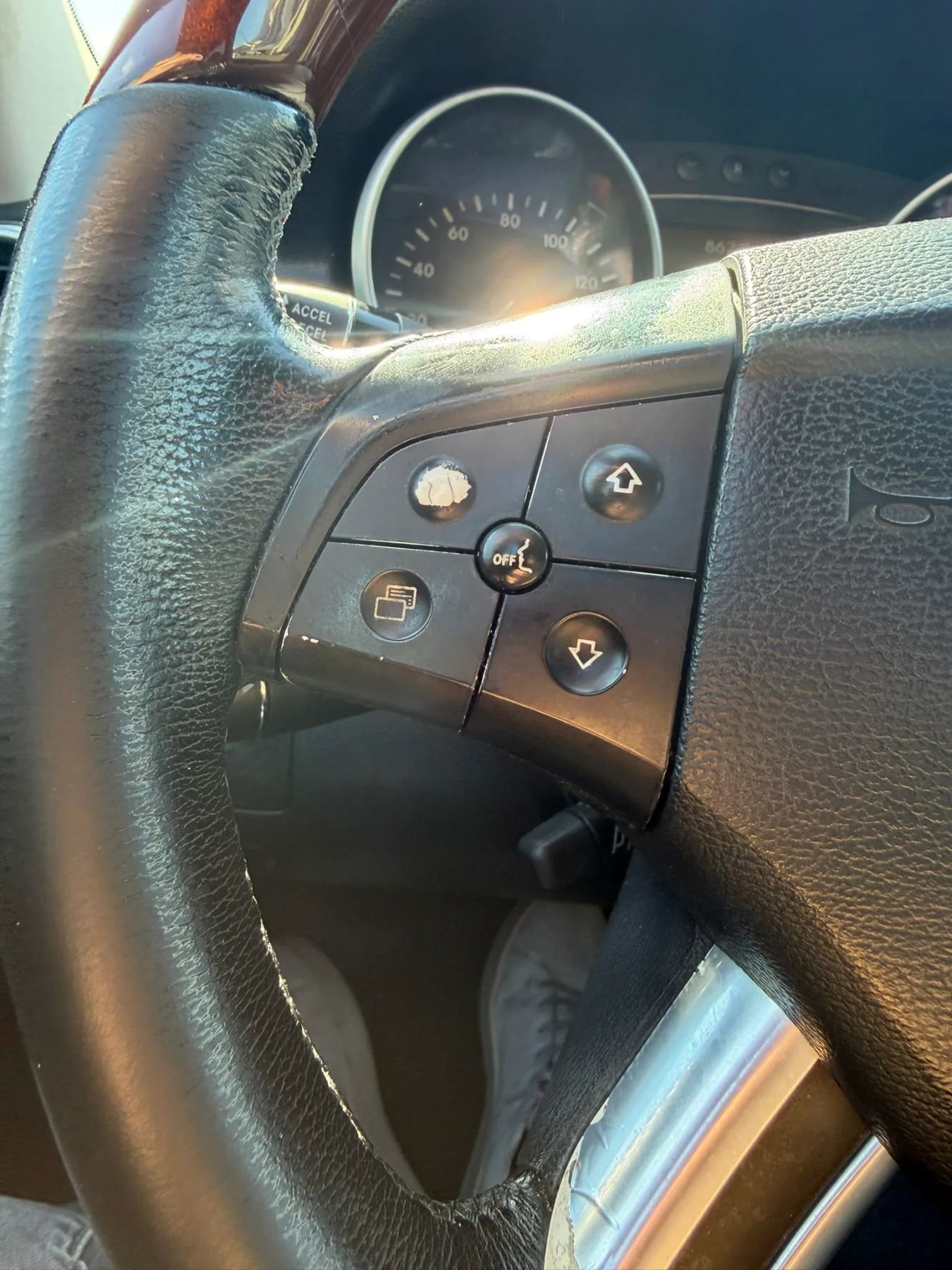 Used 2008 Mercedes-Benz ML 350 4MATIC image 19