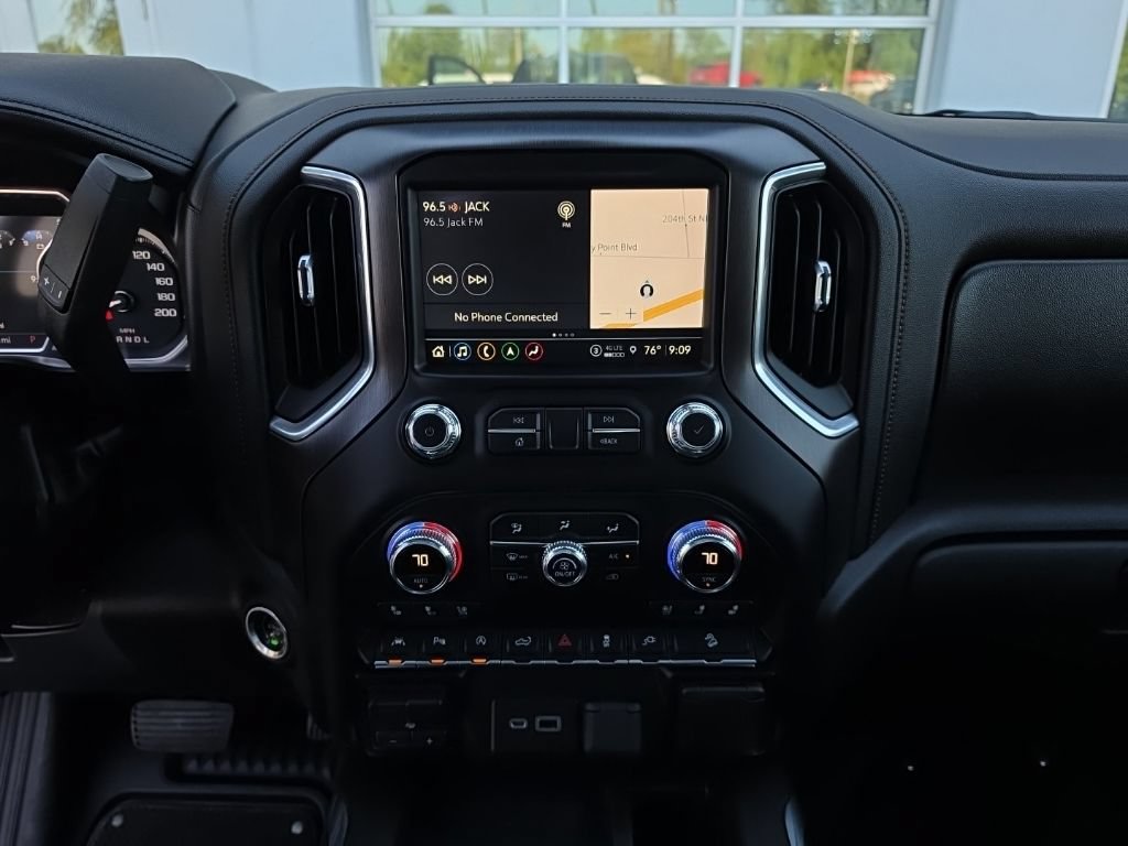 Used 2021 GMC Sierra 1500 AT4 w/ AT4 Premium Package AWD/4WD image 13