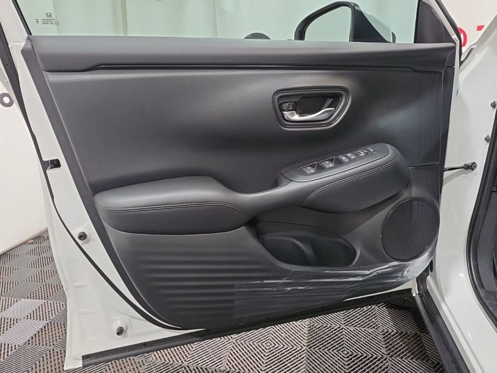 Used 2026 Honda HR-V LX image 34