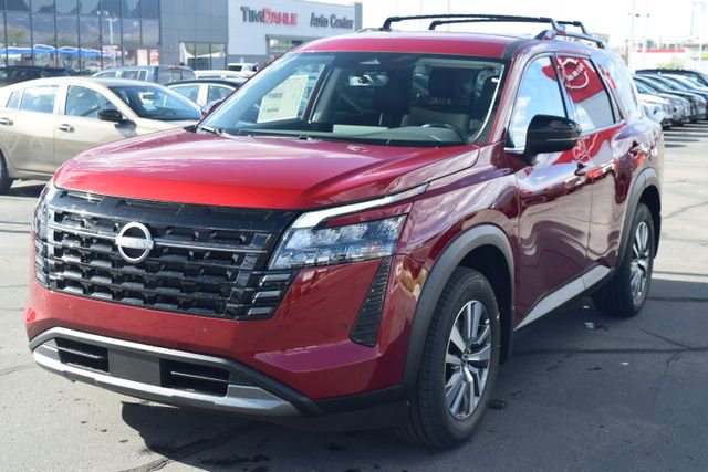 New 2026 Nissan Pathfinder SL AWD/4WD image 4