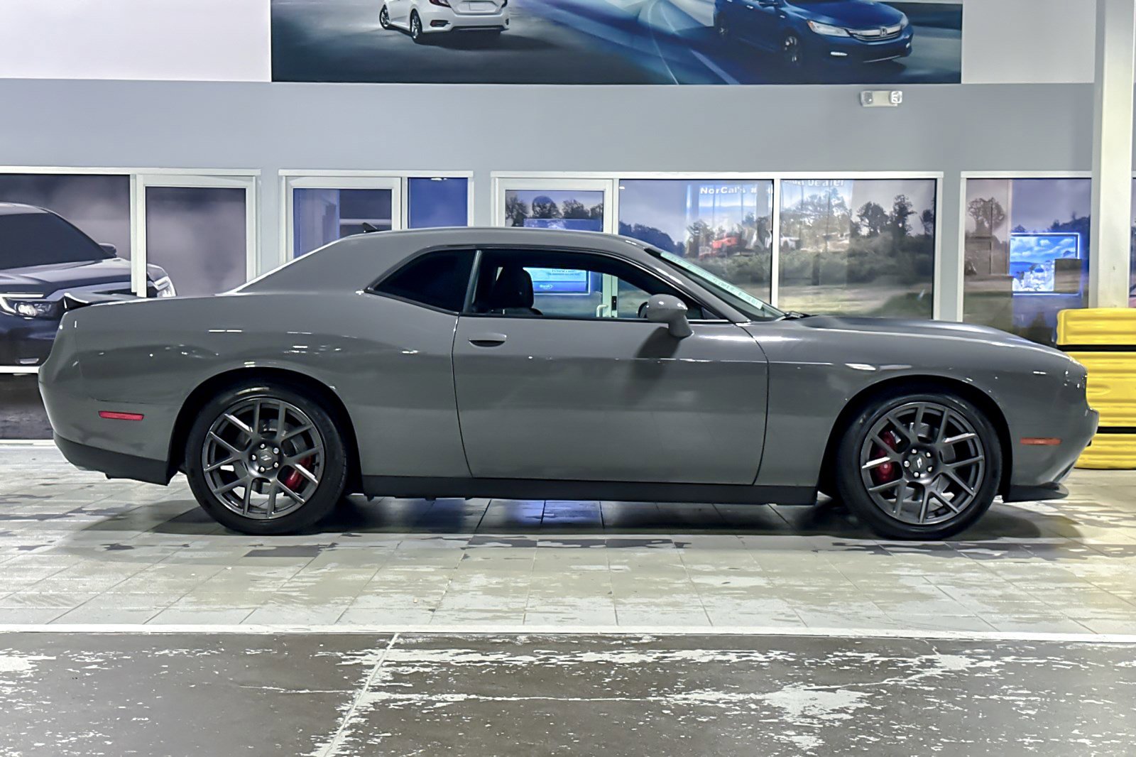 Used 2018 Dodge Challenger T/A w/ Quick Order Package 22P T/A image 7