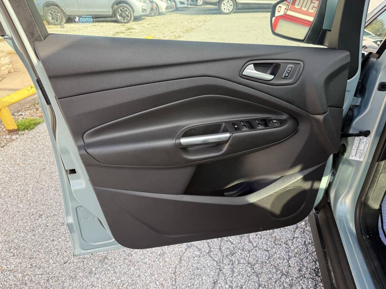 Used 2014 Ford C-MAX SEL w/ Equipment Group 302A FWD image 25
