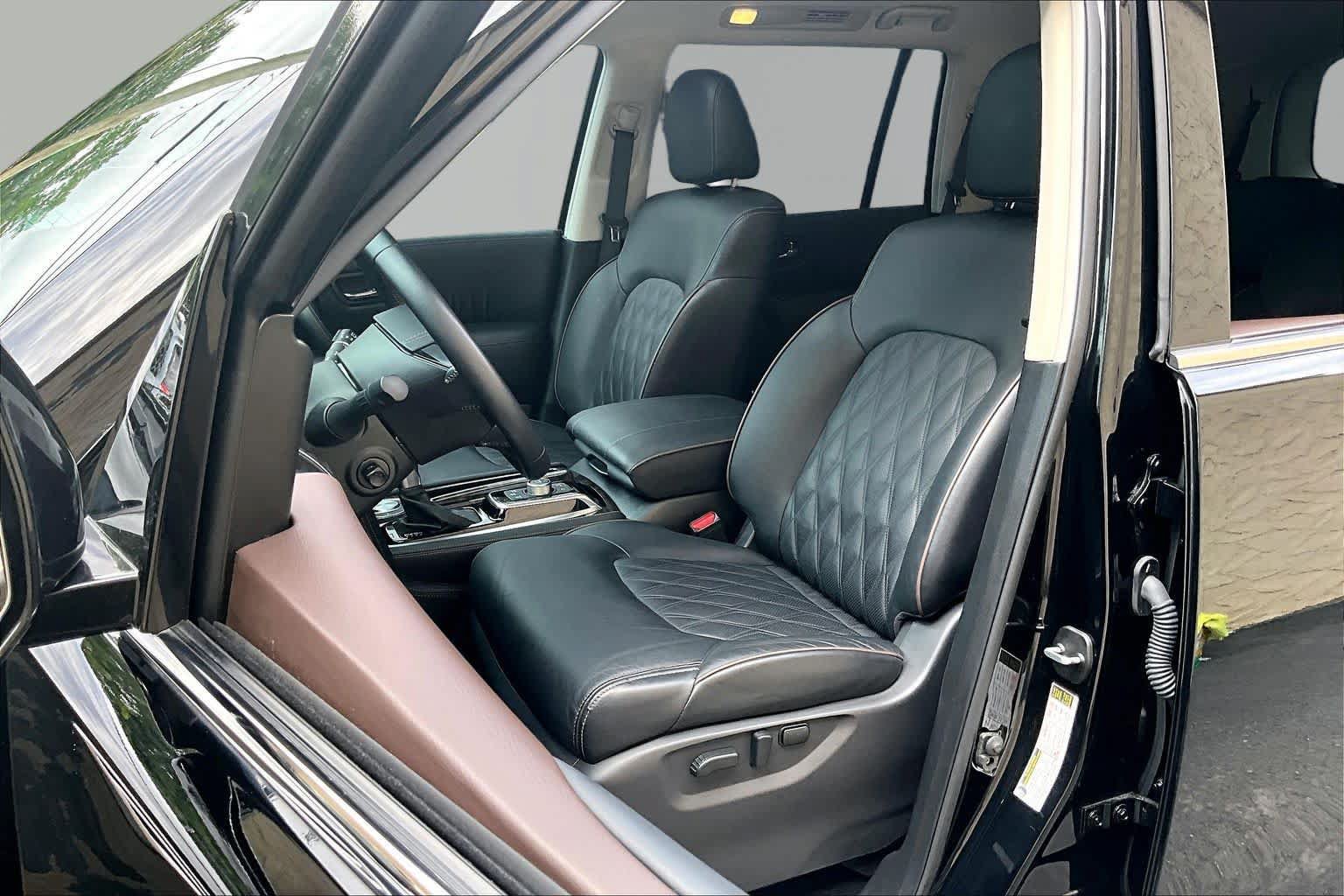 Used 2024 Nissan Armada Platinum w/ Captain's Chairs Package RWD image 8