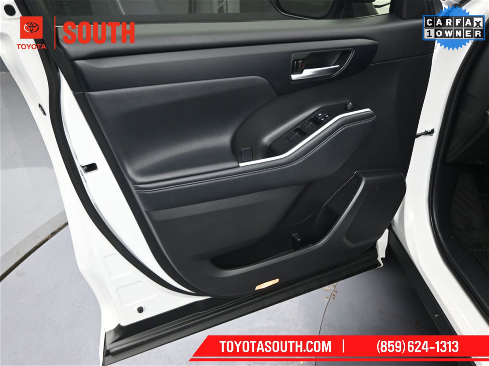 Used 2022 Toyota Highlander XLE image 25