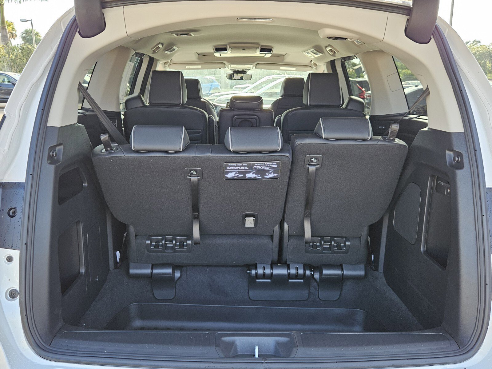 New 2026 Honda Odyssey Touring image 18