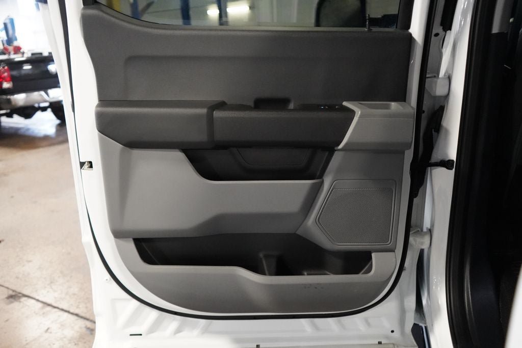 Used 2025 Ford F250 XL AWD/4WD image 30