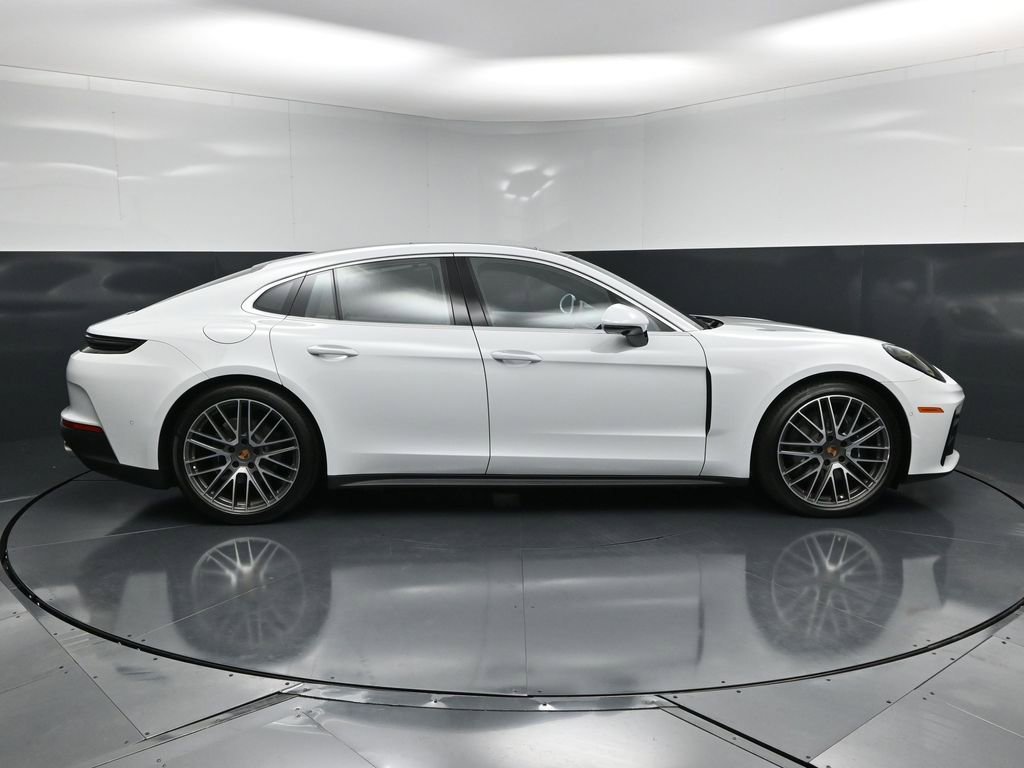 New 2026 Porsche Panamera 4 image 9