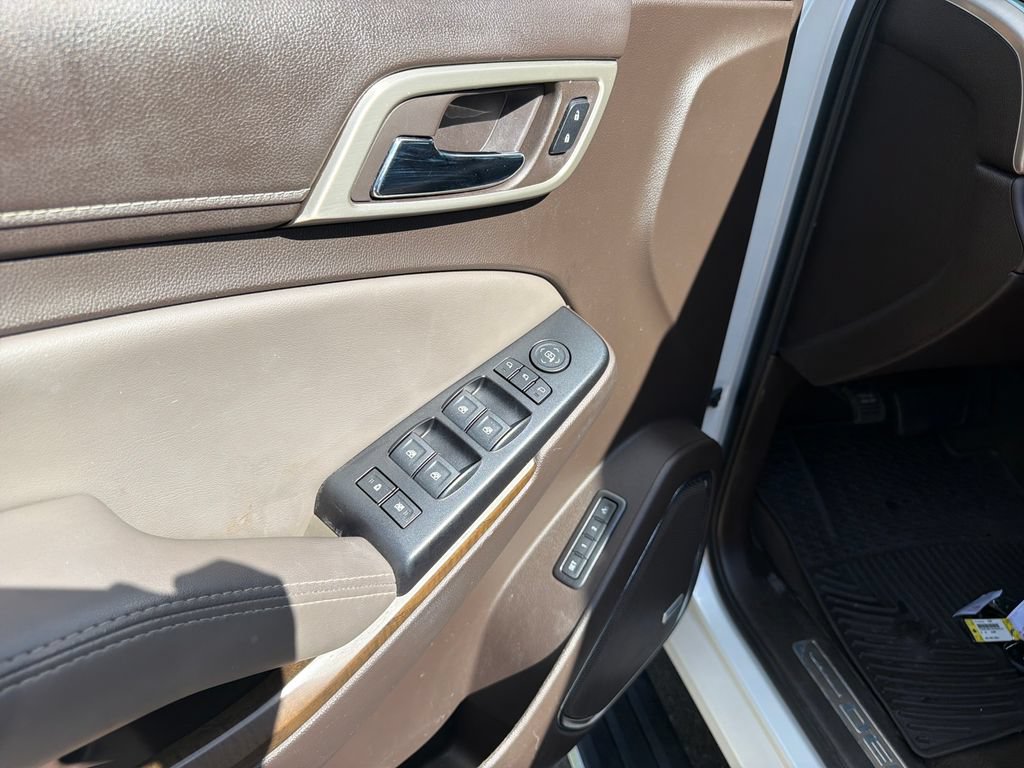 Used 2018 GMC Yukon Denali w/ Denali Ultimate Package AWD/4WD image 18