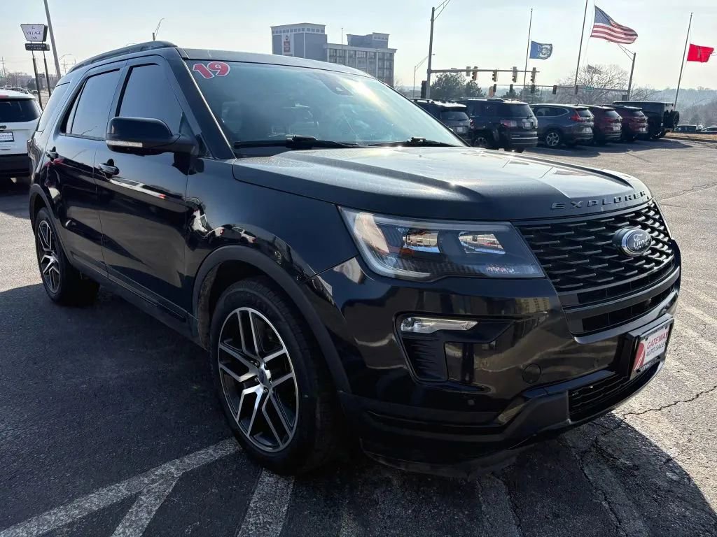 Used 2019 Ford Explorer Sport w/ Equipment Group 401A AWD/4WD image 5