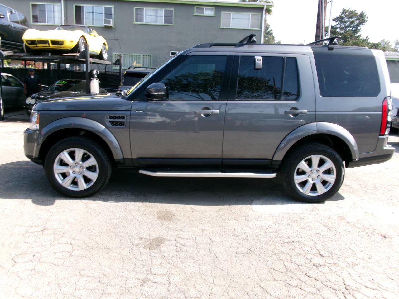 Used 2016 Land Rover LR4 HSE Silver Edition AWD/4WD image 7