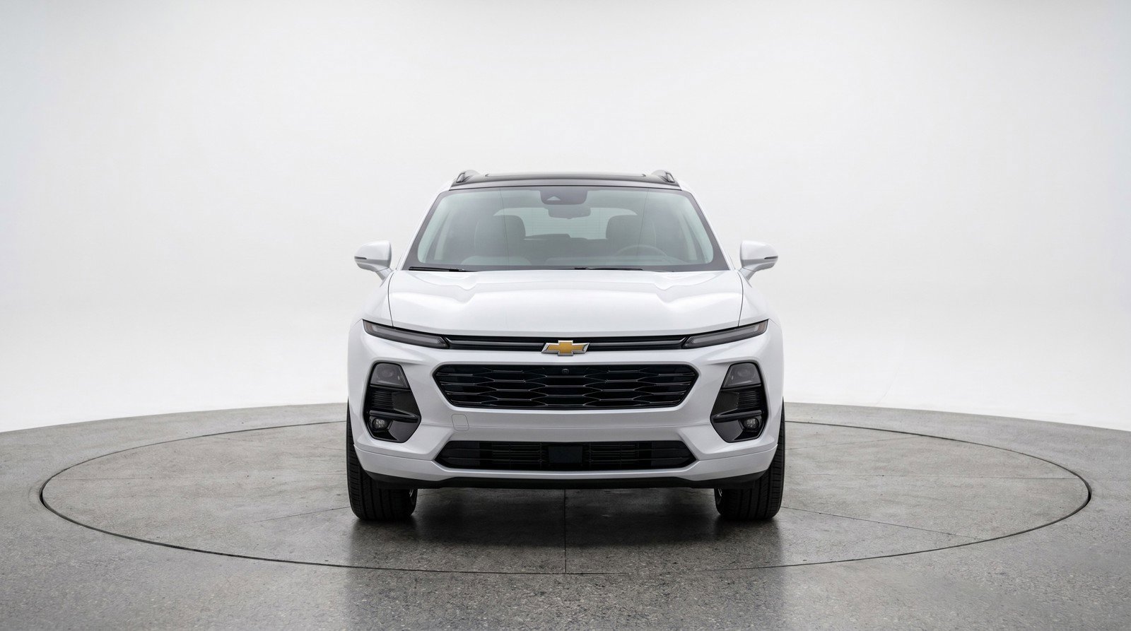Used 2025 Chevrolet Blazer LT FWD image 2