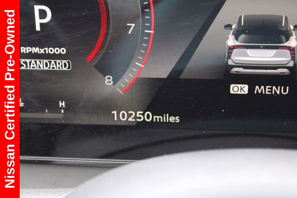 Certified 2025 Nissan Kicks SR w/ Illumination Package image 33