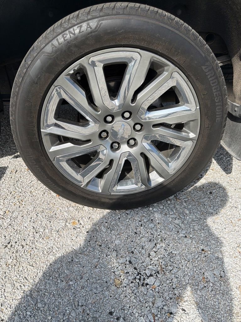 Used 2019 Chevrolet Silverado 1500 High Country w/ High Country Premium Package image 12