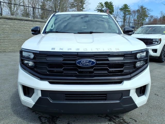 New 2026 Ford Expedition Active image 2
