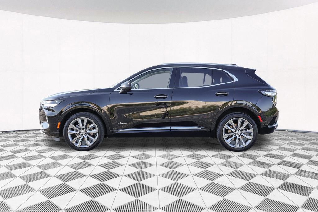 Used 2022 Buick Envision Avenir w/ Technology Package II image 17